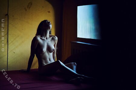 Emilie Payet Nude Leaked Photo #9