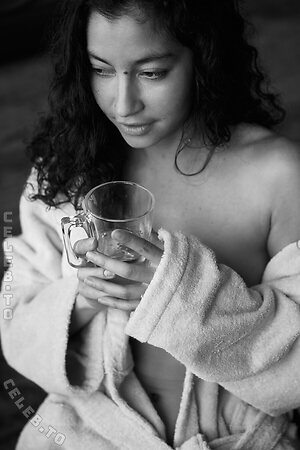 Emilie Payet Nude Leaked Photo #337