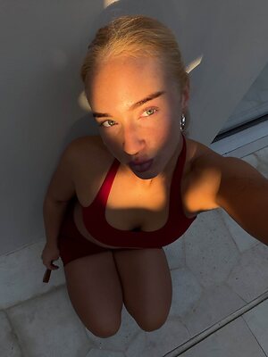 Emiliewakelin leaked photo #11