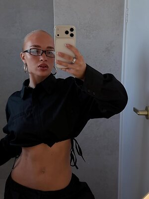 Emiliewakelin leaked photo #15