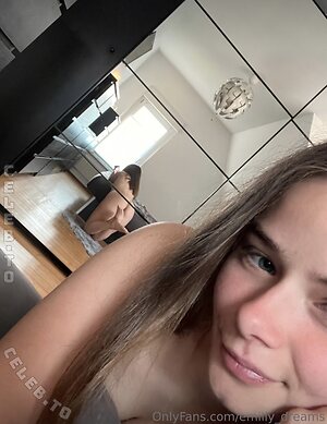 Emiliy Dreams Nude Leaked Photo #2