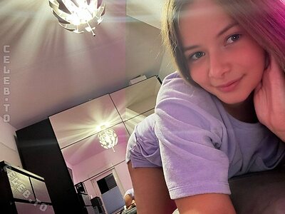 Emiliy Dreams Nude Leaked Photo #26