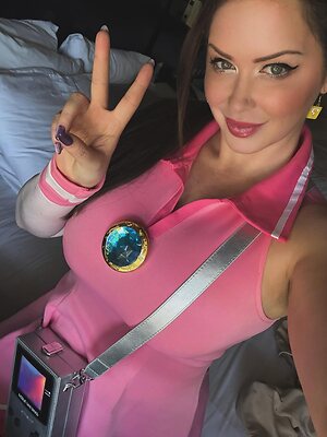 Emily Addison leaked photo #279