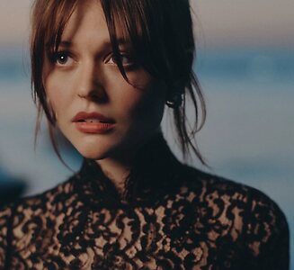 Emily Alyn Lind leaked photos