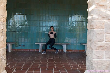 Emily Bloom Nude Leaked Photo #264