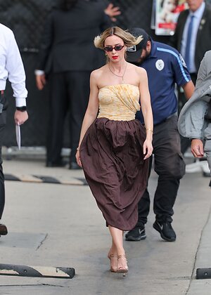 Emily Blunt leaked photo #13
