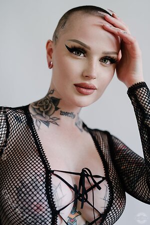 Emily Boring Nude Leaked Photo #4