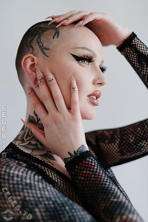 Emily Boring Nude Leaked Photo #5