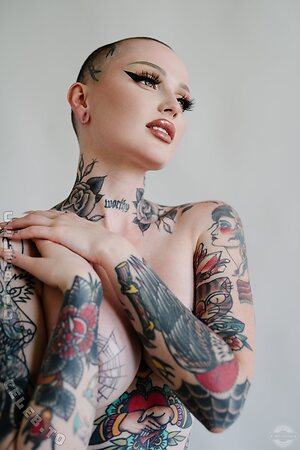 Emily Boring Nude Leaked Photo #8