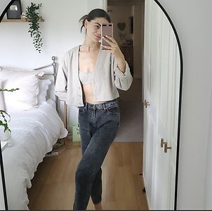 Emily Canham leaked photo #12
