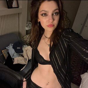 Emily Carey leaked photo #75