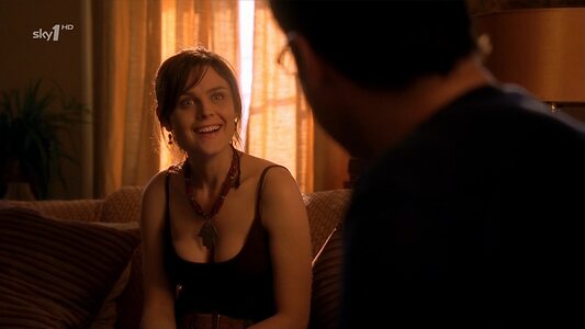 Emily Deschanel leaked photo #3