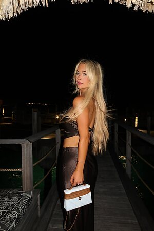 Emily Elizabeth leaked photo #369