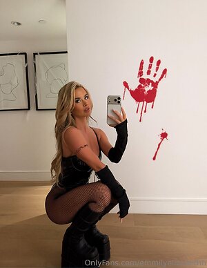 Emily Elizabeth leaked photo #417