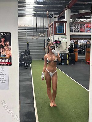Emily Feld photo