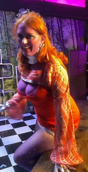 Emily Fleming leaked photo #8