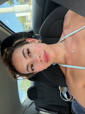 Emily Landon leaked photo #2