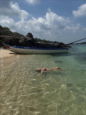 Emily Maurer Nude Leaked Photo #4