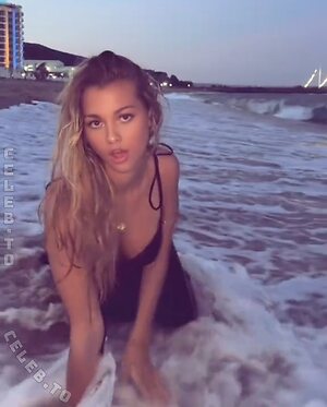 Emily Maurer Nude Leaked Photo #13