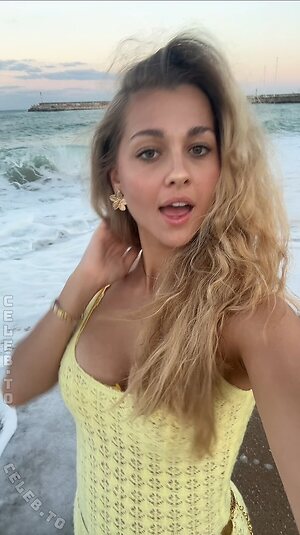 Emily Maurer Nude Leaked Photo #40