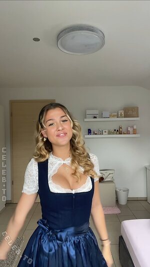 Emily Maurer Nude Leaked Photo #54