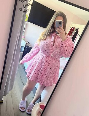 Emily Miles leaked photo #14