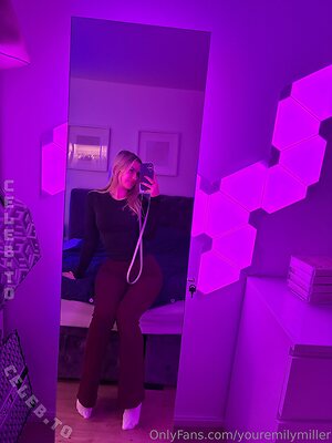 Emily Miller Nude Leaked Photo #8