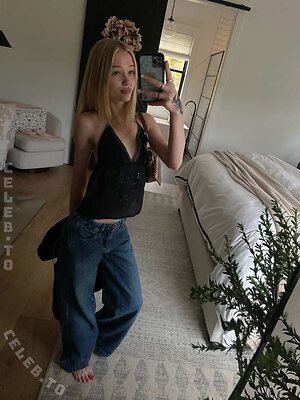 Emily Rae Nude Leaked Photo #21