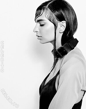 Emily Ratajkowski Nude Leaked Photo #11