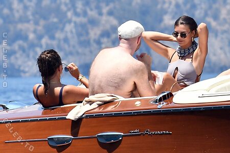 Emily Ratajkowski Nude Leaked Photo #397