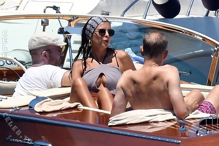 Emily Ratajkowski Nude Leaked Photo #415