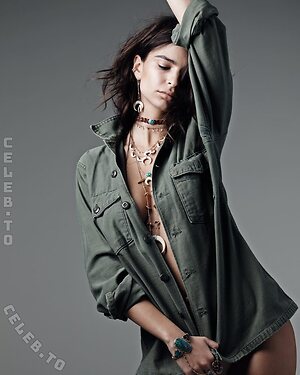 Emily Ratajkowski leaked photo #474