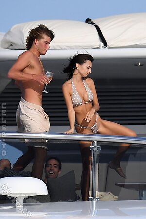 Emily Ratajkowski leaked photo #694