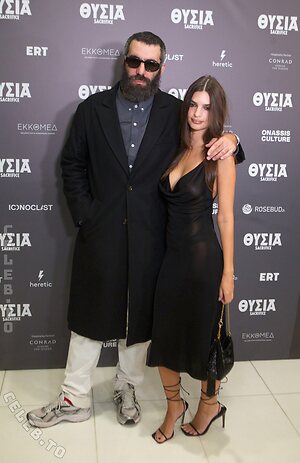 Emily Ratajkowski leaked photo #792