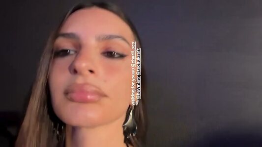 Emily Ratajkowski leaked photo #824