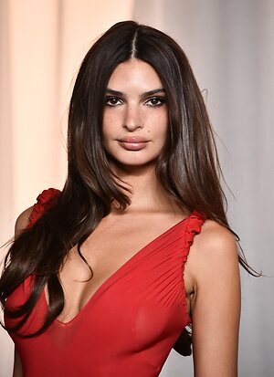 Emily Ratajkowski leaked photo #920