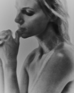 Emily Ries leaked photo #8