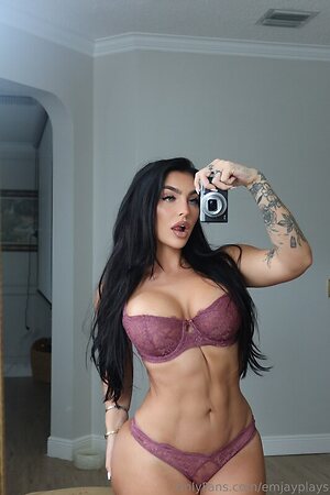 emily rinaudo leaked photo #49
