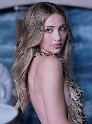 Emily Rudd leaked photo #23