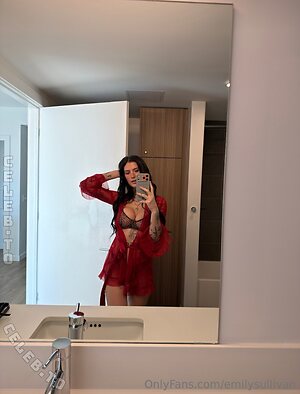 Emily Sullivan Nude Leaked Photo #3