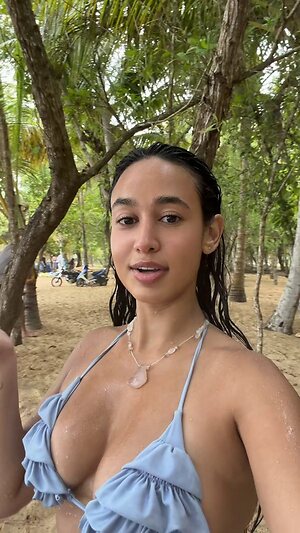 Emily Tosta leaked photo #28