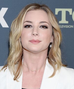 Emily VanCamp leaked photo #33
