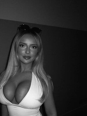 Emily Nude Leaked Photo #63