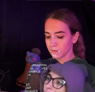 emilycc leaked photo #12