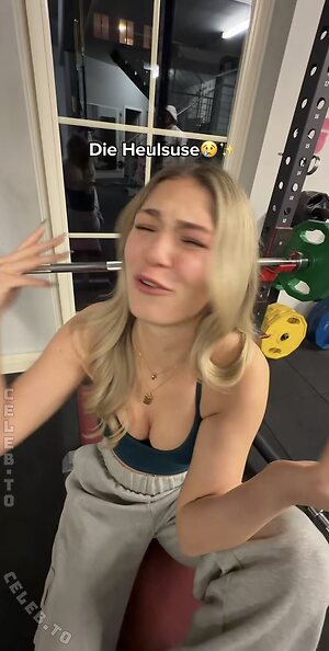 Emilylior Nude Leaked Photo #4