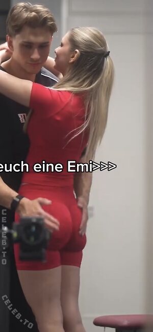 Emilylior Nude Leaked Photo #31