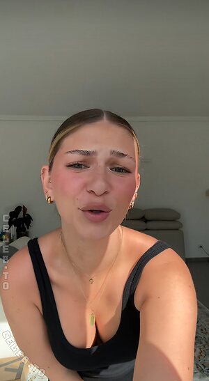 Emilylior leaked photo #169