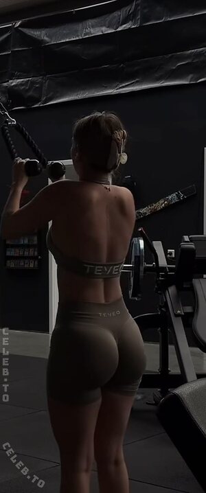 Emilylior leaked photo #188