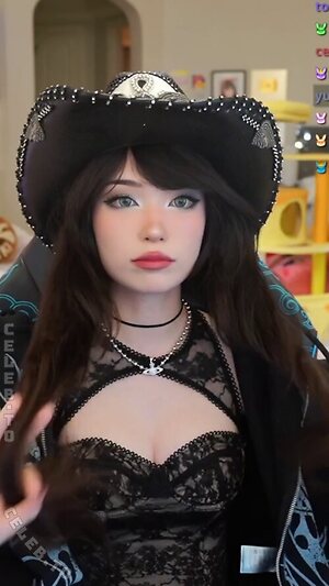 Emiru Nude Leaked Photo #23