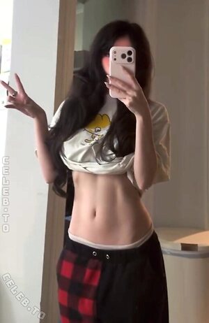 Emiru leaked photo #117